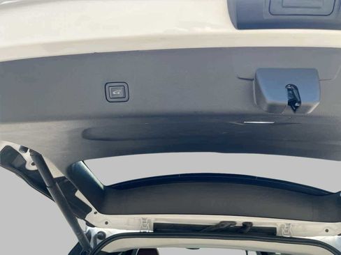 Used 2020 Chevrolet Traverse High Country w/ LPO, Floor Liner Package image 8