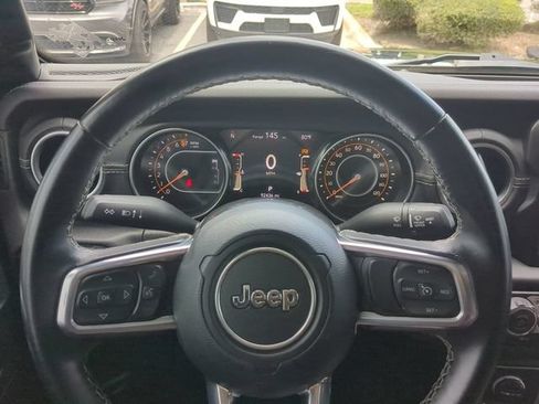 Used 2021 Jeep Gladiator Overland w/ Popular Equipment Package AWD/4WD image 31