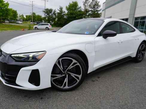 Used 2022 Audi e-tron GT Premium Plus AWD/4WD image 3