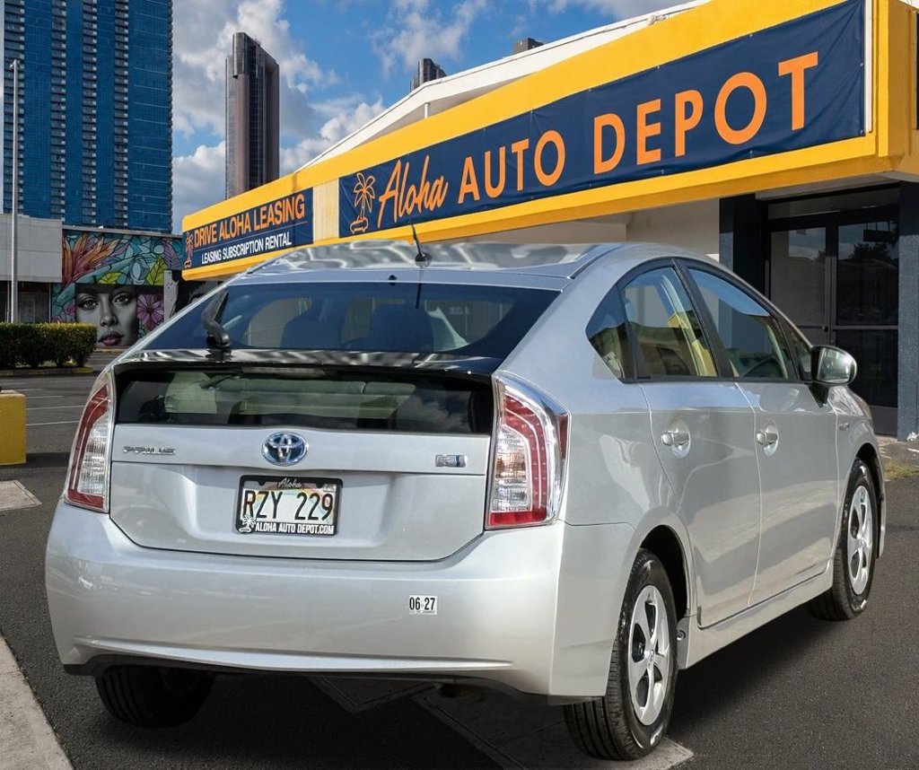 Used 2013 Toyota Prius Two FWD image 5