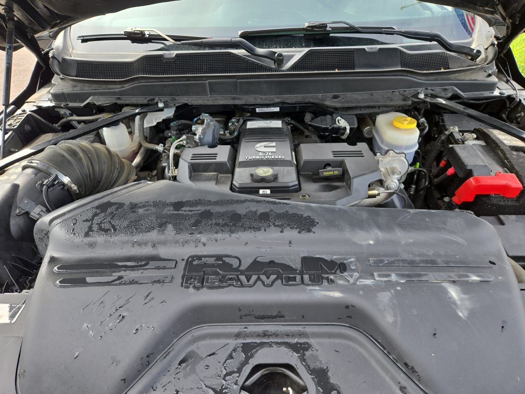 Used 2024 RAM 3500 Tradesman w/ Chrome Appearance Group AWD/4WD image 26