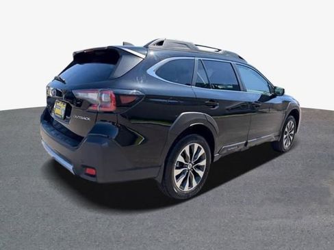 Used 2025 Subaru Outback Limited AWD/4WD image 3