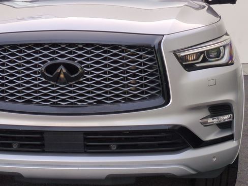 Used 2019 INFINITI QX80 Luxe w/ Proactive Package AWD/4WD image 5