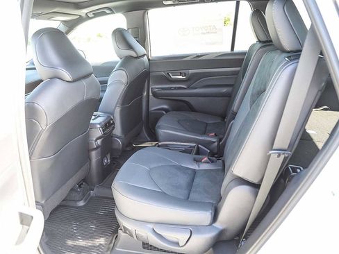 New 2026 Toyota Grand Highlander AWD Hybrid image 20