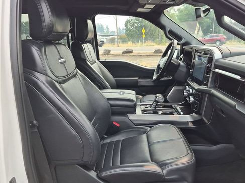 Used 2025 Ford F150 Platinum AWD/4WD image 31