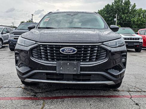 Used 2025 Ford Escape Platinum AWD/4WD image 2