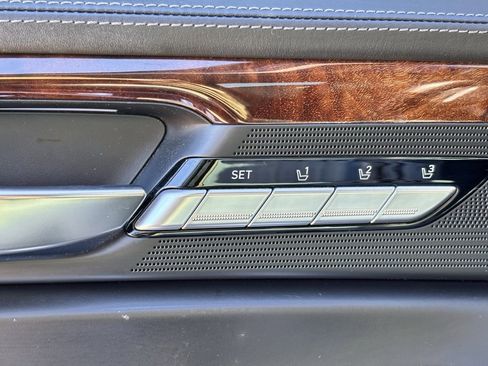 Used 2017 Genesis G90 5.0 Ultimate image 12