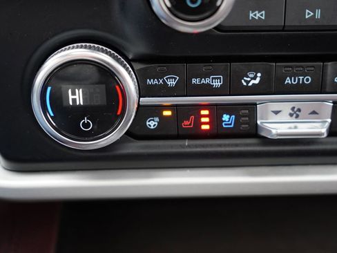 Certified 2024 Ford Expedition Limited image 33