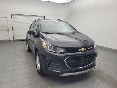 Used 2022 Chevrolet Trax LT w/ Driver Confidence Package AWD/4WD image 14