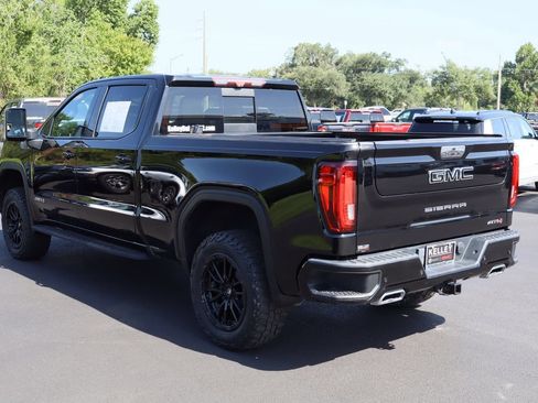 Used 2021 GMC Sierra 1500 AT4 w/ AT4 Premium Package AWD/4WD image 7