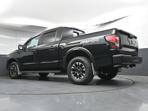 Used 2021 Nissan Titan PRO-4X w/ Pro-4x Convenience Package image 29