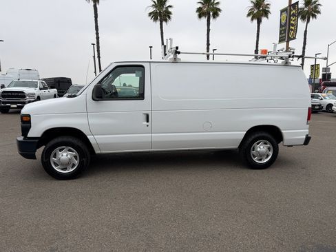 Used 2014 Ford E-150 and Econoline 150 w/ Power Group RWD image 6