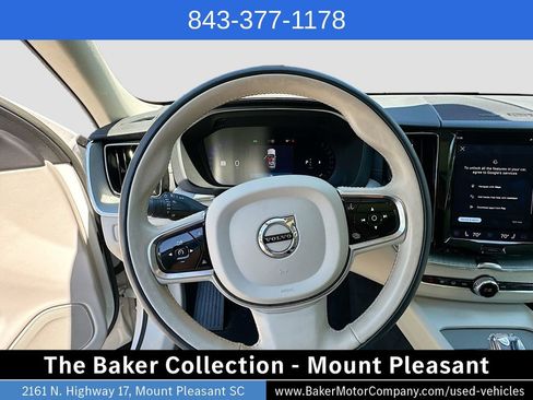 Used 2023 Volvo XC60 B5 Ultimate AWD/4WD image 11