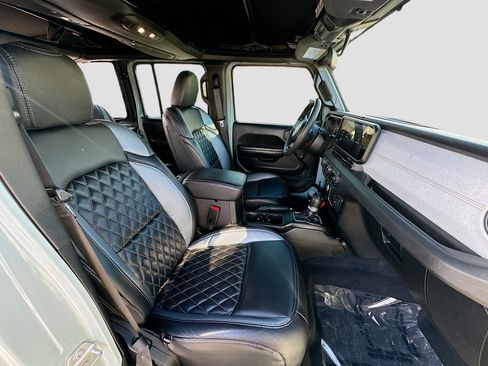 Used 2024 Jeep Wrangler Sport image 32