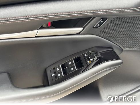 Used 2025 MAZDA MAZDA3 s image 21