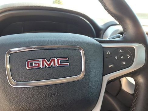 Used 2023 GMC Acadia SLT w/ Elevation Edition image 25