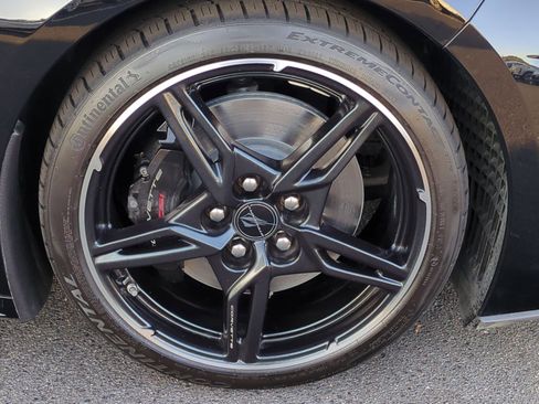 Used 2021 Chevrolet Corvette Stingray Premium Conv w/ Z51 Performance Package image 13