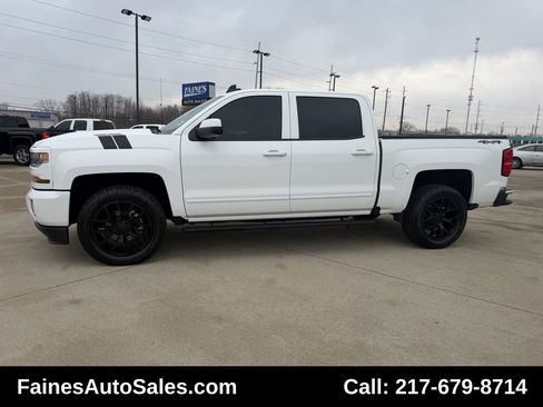 Used 2018 Chevrolet Silverado 1500 LT w/ All Star Edition image 9