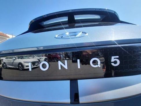 Used 2024 Hyundai Ioniq 5 SEL RWD image 29