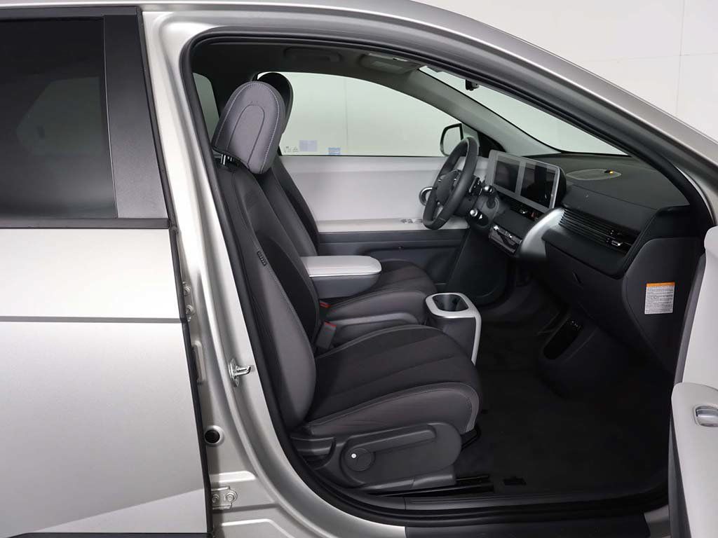 Used 2024 Hyundai Ioniq 5 SEL AWD/4WD image 30