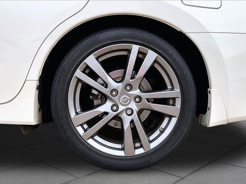 Used 2018 Nissan Altima 3.5 SL FWD image 11