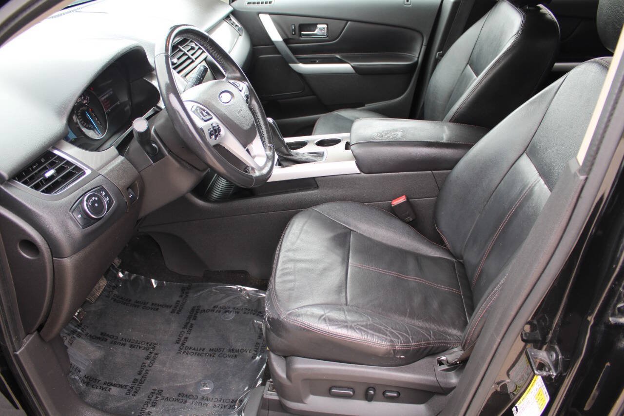 Used 2013 Ford Edge SEL FWD image 16