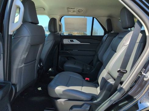 New 2026 Ford Explorer Active w/ Active Comfort Package image 17