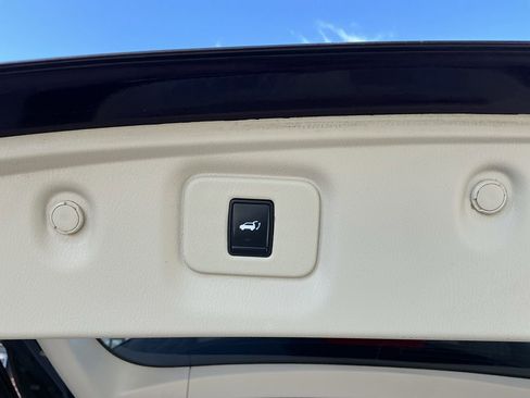 Used 2013 INFINITI JX35 AWD w/ Premium Pkg image 38