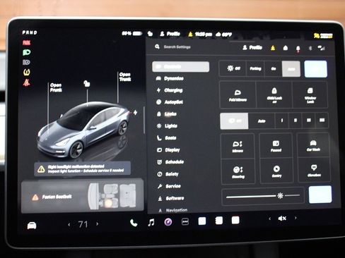 Used 2023 Tesla Model 3 Standard Range RWD image 25
