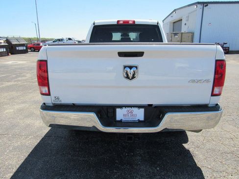 Used 2020 RAM 1500 Tradesman w/ Chrome Appearance Group AWD/4WD image 4