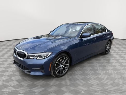 Used 2021 BMW 330i xDrive Sedan w/ Convenience Package AWD/4WD image 3