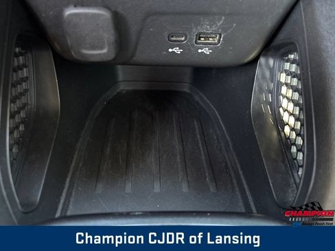 Used 2024 Chevrolet TrailBlazer LS w/ LS Convenience Package AWD/4WD image 29
