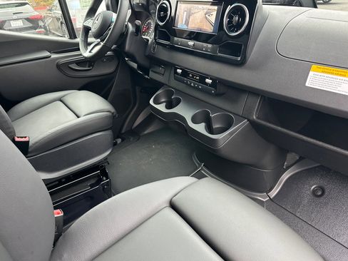 New 2026 Mercedes-Benz Sprinter 2500 image 16