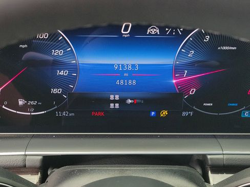 Used 2024 Mercedes-Benz GLS 450 4MATIC image 27
