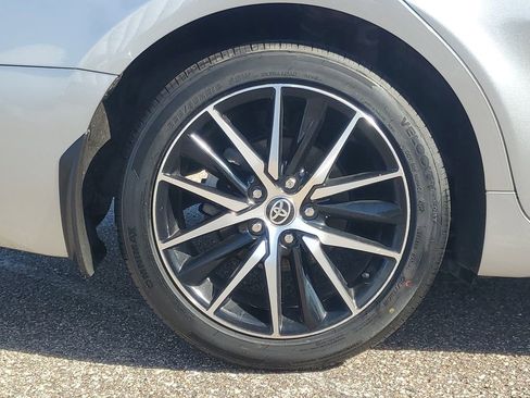 Used 2023 Toyota Camry SE image 5