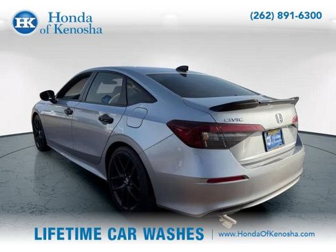 Used 2025 Honda Civic Sport image 4