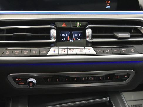 Used 2022 BMW X5 M50i w/ Executive Package image 20