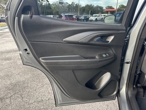 Used 2023 Chevrolet TrailBlazer LT w/ Convenience Package image 28