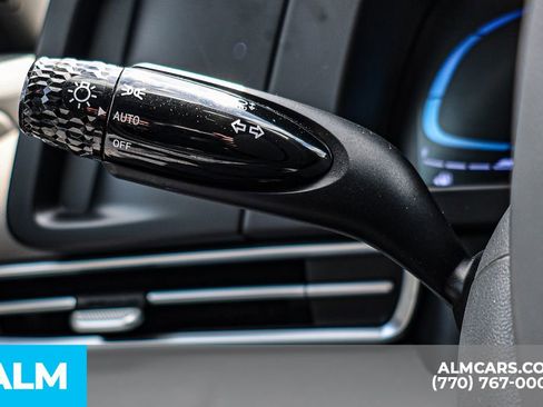 Used 2025 Hyundai Elantra Sport image 31