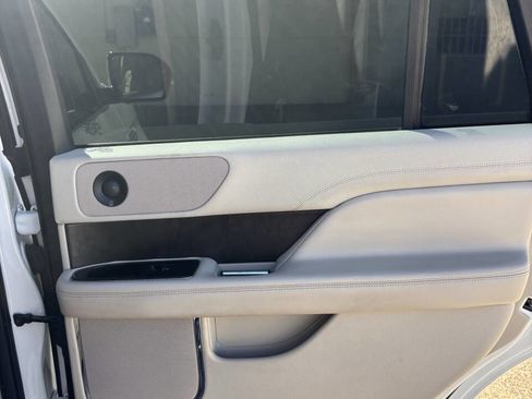 Used 2020 Lincoln Navigator Reserve w/ Equipment Group 201A Reserve image 19