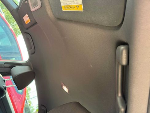 Used 2023 Honda Civic Sport image 12