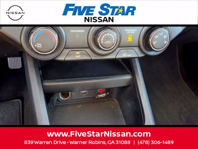 Used 2024 Kia Forte LXS w/ LXS Technology Package FWD image 20