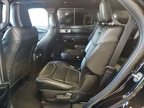 Used 2023 Ford Explorer ST w/ Equipment Group 401A AWD/4WD image 11