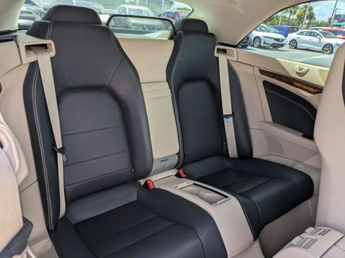 Used 2017 Mercedes-Benz E 400 Cabriolet image 12