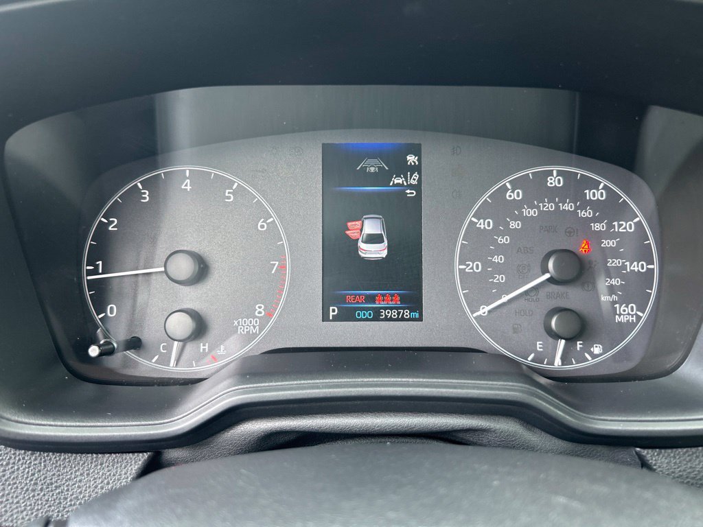Certified 2025 Toyota Corolla LE FWD image 15