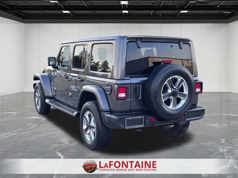 Used 2021 Jeep Wrangler Unlimited Sahara w/ Uconnect 4C Nav & Sound Group image 3