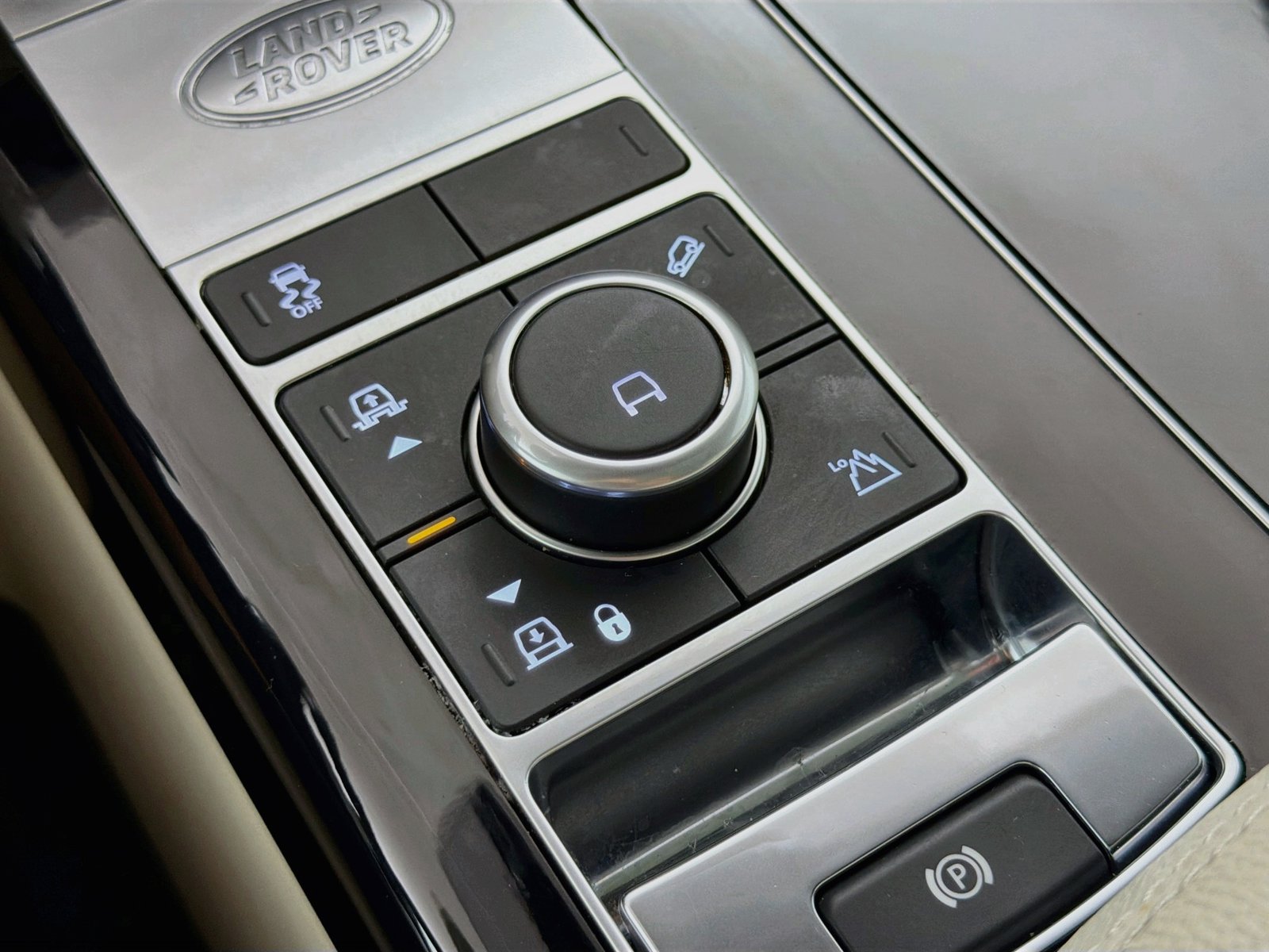 Used 2022 Land Rover Range Rover AWD/4WD image 19