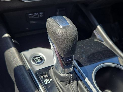 Used 2024 Nissan Altima 2.5 SV FWD image 17