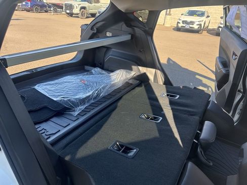 Certified 2025 Subaru Crosstrek 2.5i Limited w/ Crosstrek Mirror Package image 18