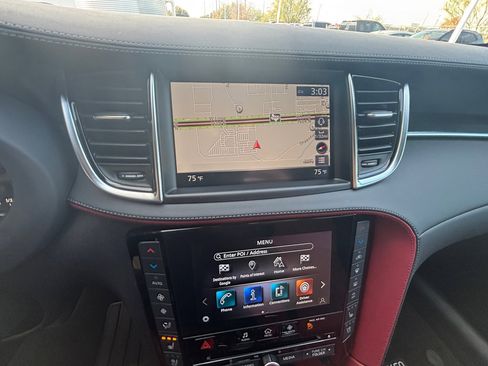 Used 2025 INFINITI QX50 Sport image 7